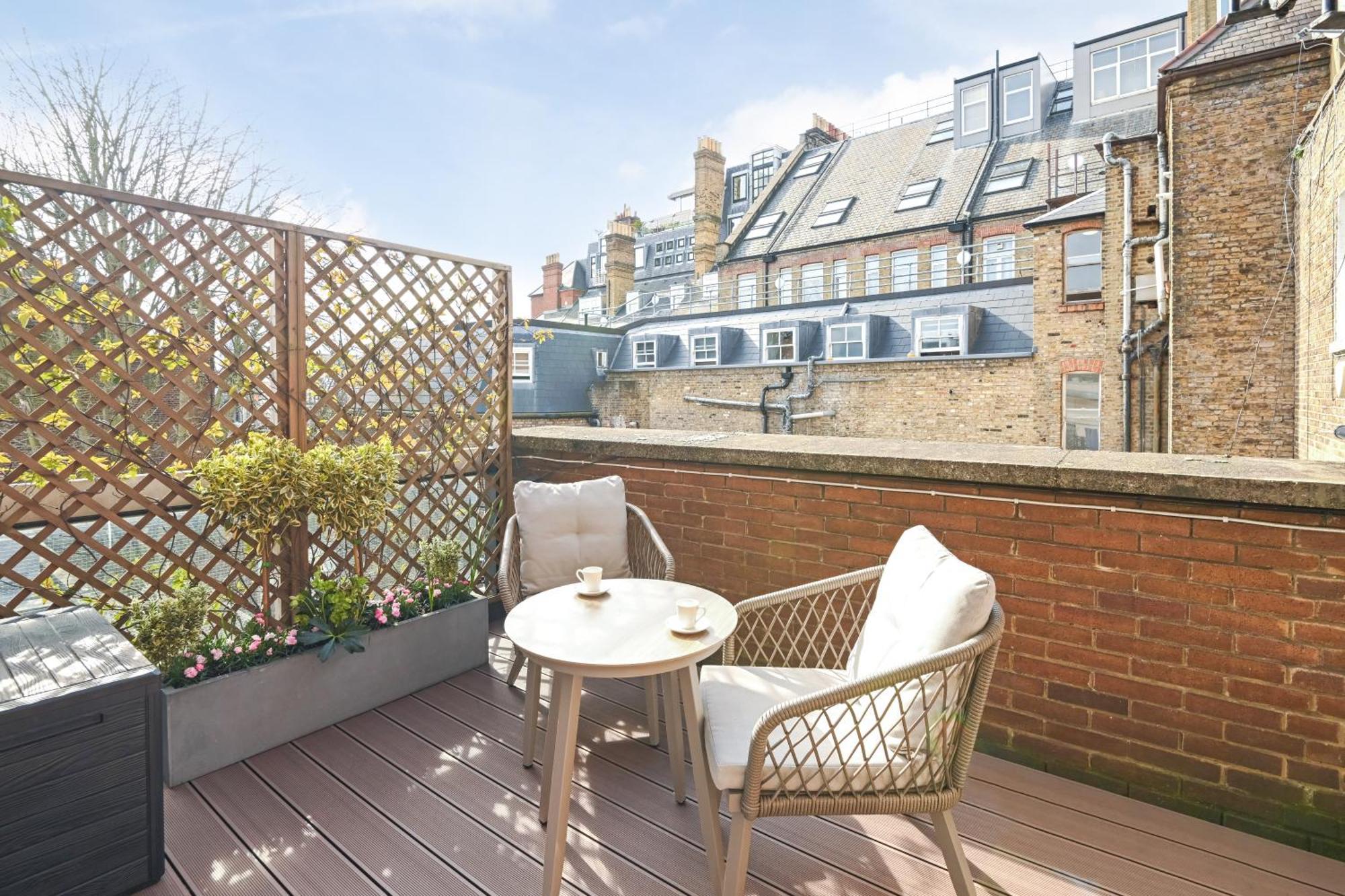 Buckingham & Lloyds Aparthotel Λονδίνο Εξωτερικό φωτογραφία